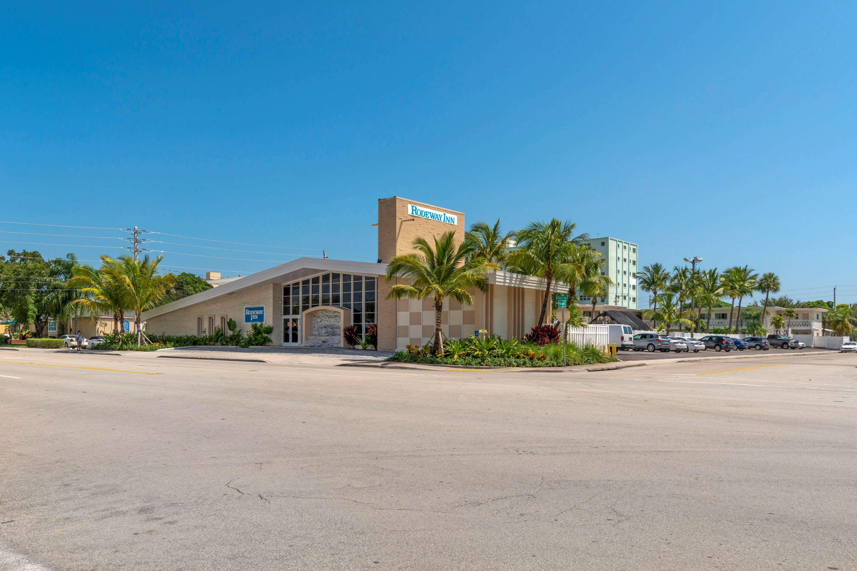 Downtown Hollywood Gardens Inn & Suites Kültér fotó